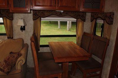 2010 Keystone Montana 2955RL 5th Wheel Trailer