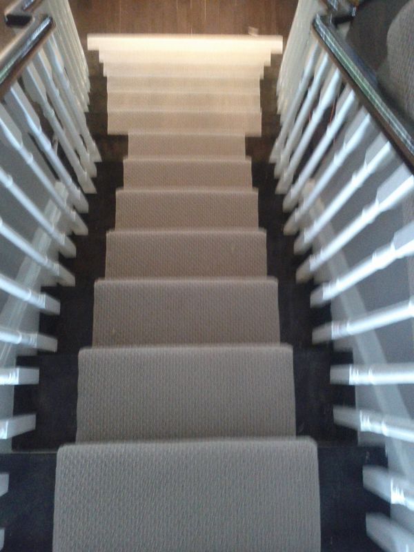 Carpet hardwood and painting