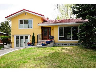 Wildwood House for Sale: 26 Wimbledon DR SW Calgary