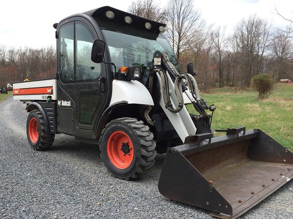 =$4,960=2006 Bobcat 5600 Turbo Toolcat 4X4