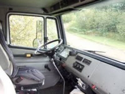 2002 Freightliner FL70