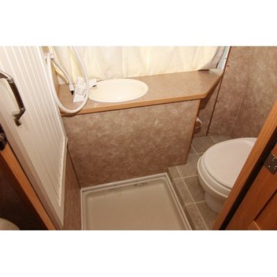 2004 Okanagan B Plus, Motorhomes - $26,995.00