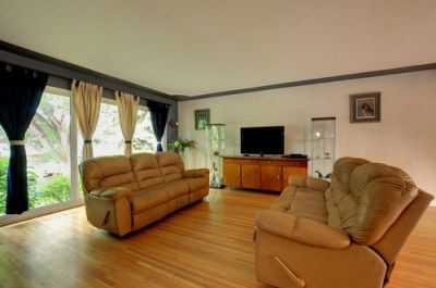 Wildwood House for Sale: 20 Wimbledon DR SW