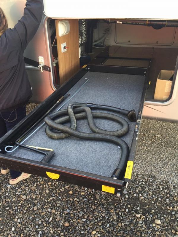 2003 Cedar Creek Silverstream 36Rlts 