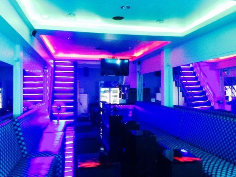 Free of Charge: Bar Take over Walking Street