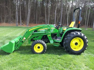 2005 John Deere 4720 eHydro W/ NEW 400X Loader
