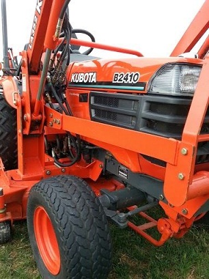 2003 Kubota B2410 TLB 4WD