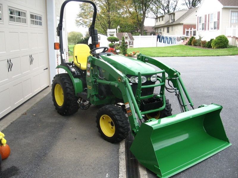 2009 John Deere 2320 diesel 4x4