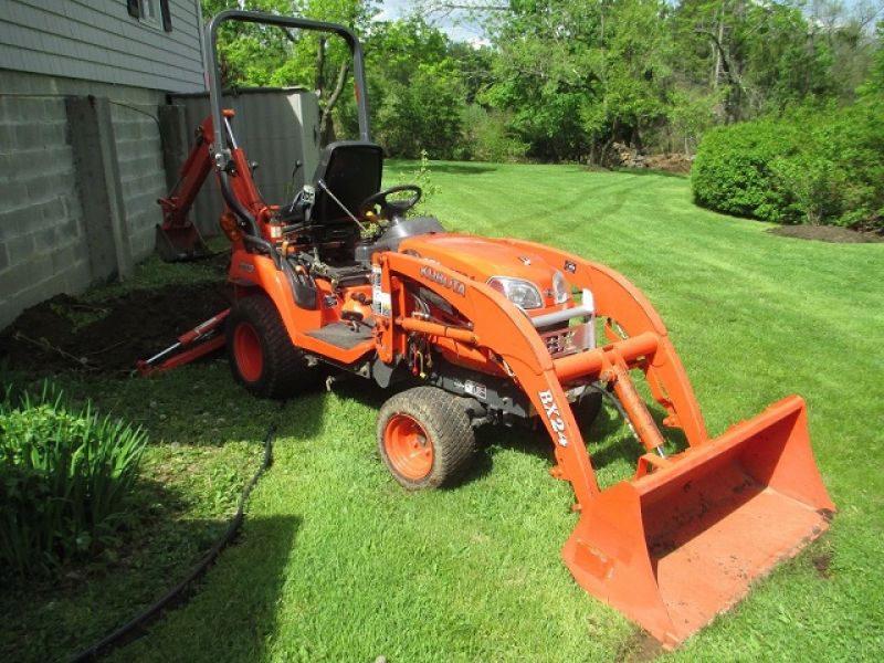 =$4,275=2012 Kubota BX24 4WD TLB Diesel