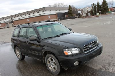 2004  Forester XS with newer engine,panoramic sunroof,no rust..clean