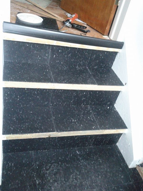 Carpet hardwood and painting