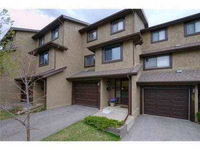 Glamorgan Condo for Sale: 22 Glamis GD SW