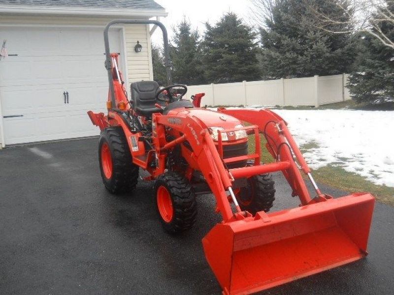 2012 Kubota B2920 TLB Mower