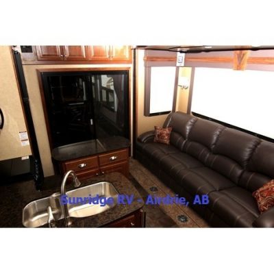 2014 Voltage 3818, Toy Hauler - $86,995.00