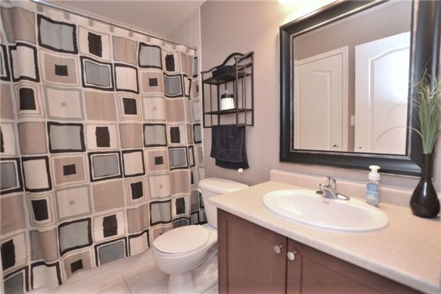 2 Bedroom Village Town House for Sale in Harrison, Milton