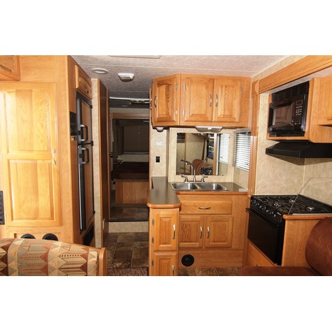 2009 Coachmen Freelander 2700RS - $13,079.00