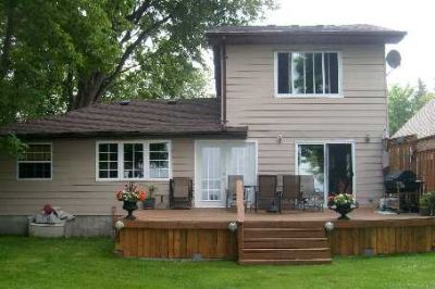 Spectacular 3 BR Waterfront Property!!