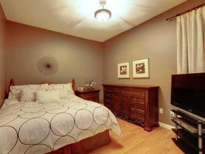 Windsor Park Condo for Sale: 104 5703 5 ST SW