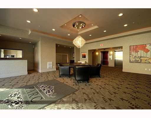 Fully Furnish Suite Avail Week & Montyhly