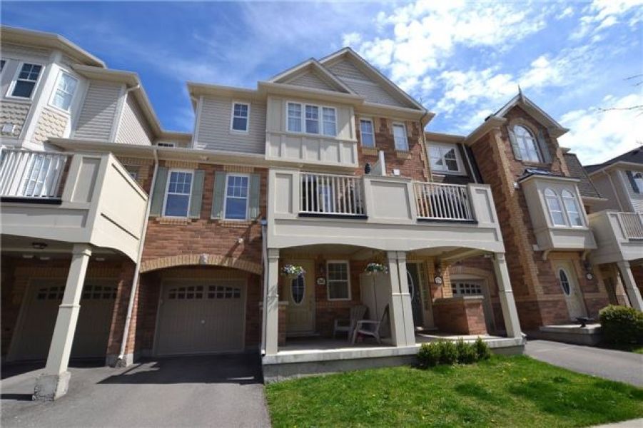 2 Bedroom Freehold Village Town Home for Sale in Harrison,Milton