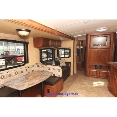 2013 Radiance 28QBSS, Travel Trailer - $29,995.00
