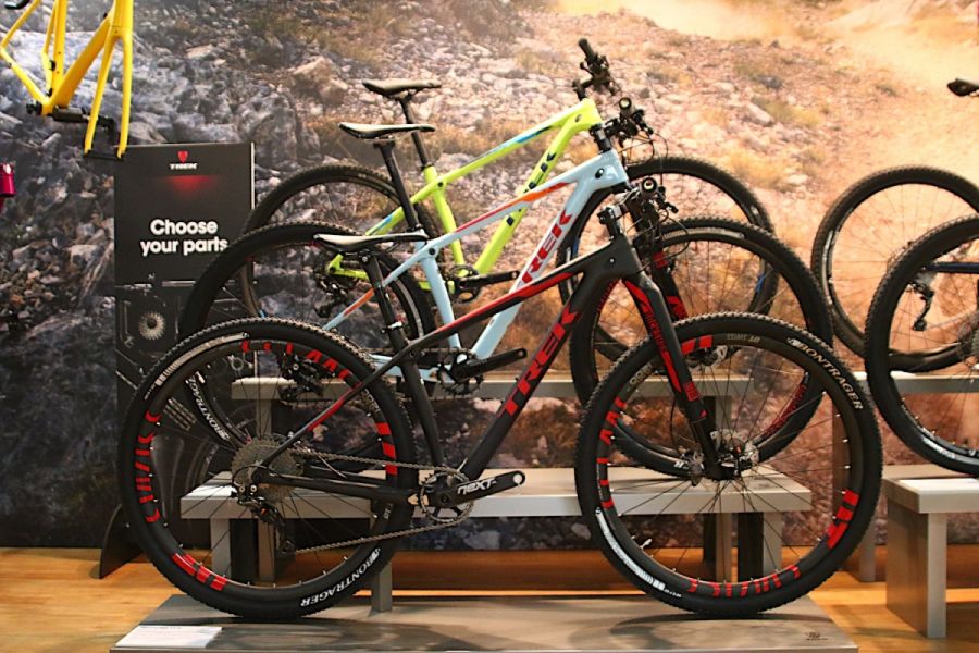   2016 SPECIALIZED TARMAC PRO RACE