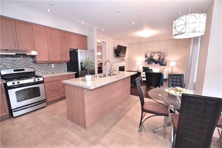 4 Bedroom Detach Home for Sale in Harrison, Milton