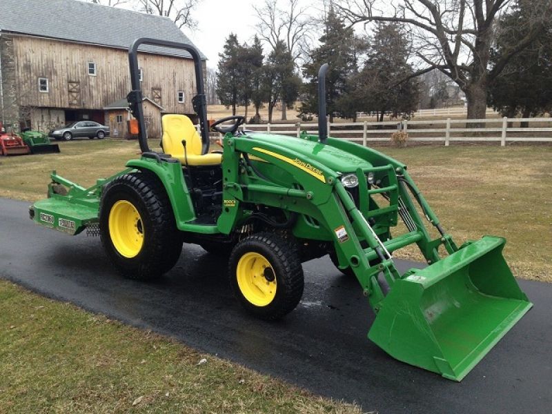 2010 John Deere 3120 4x4 Loader Mower