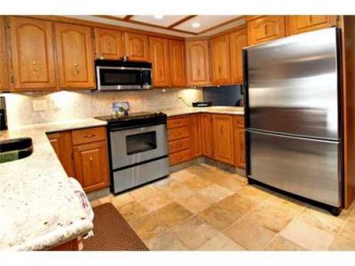 Bayview Condo for Sale: 19 68 Baycrest PL SW Calgary