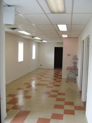 Wharehouse and offices 7000 square feet