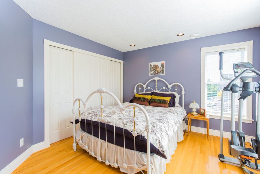 2122 Wildflower Road