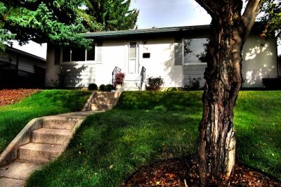 Southwood House for Sale: 118 Springwood DR SW - Price REDUCED!