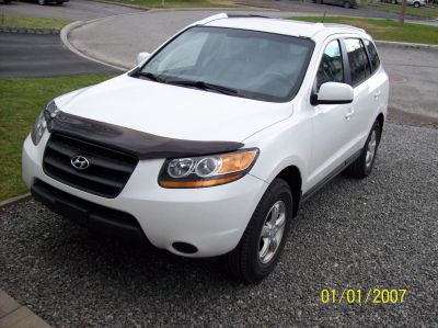 2008 Santa Fe FWD 6 cyl. 5 passengers,2.7 L 58 000 Km automatic
