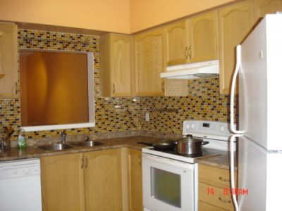 2 storey condo townhouse at Yonge/16th $369000 only