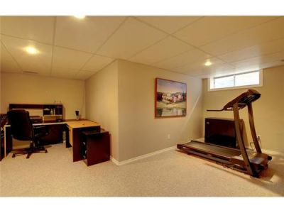 PRICE REDUCED: Coventry Hills House for Sale: 290 Coventry CI NE