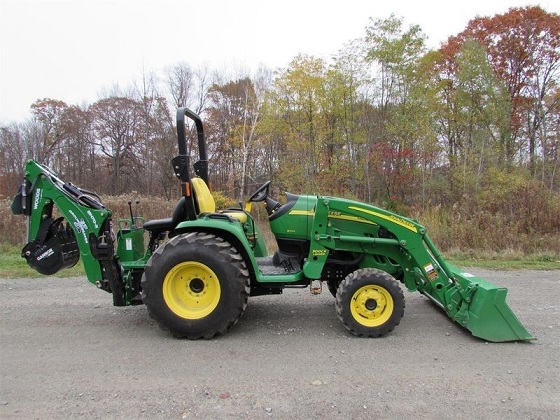 2008 John Deere 3120 TLB 30HP 4WD