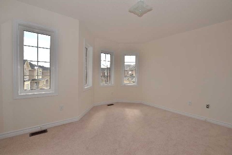 Semi Detached Home For Sale in Milton  