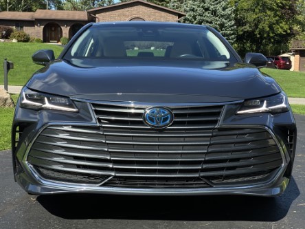 2019 Toyota Avalon Hybrid Limited