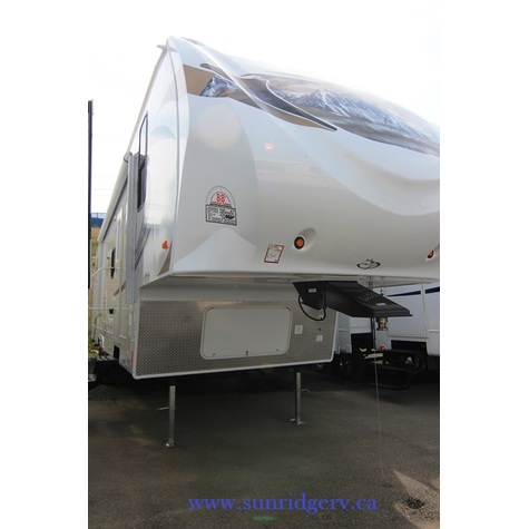 2014 Heartland Elkridge Express E30 - $29,995.00