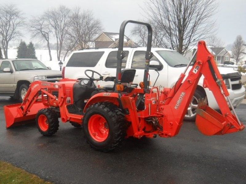 = $4,650 = 2012 Kubota B2920 TLB Mower