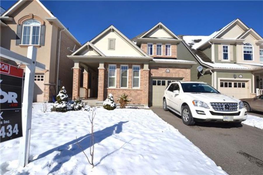 3 Bedroom Detached Home for Sale in Coates, Milton