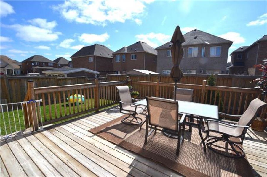 4 Bedroom Detached Home for Sale in Willmott, Milton