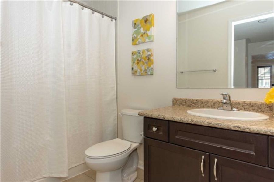 2 Bedroom Freehold Energy Star Townhouse Home for Sale in Willmott, Milton