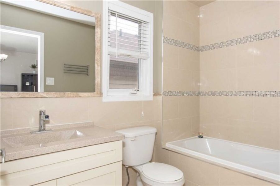 3 Bedroom Detached Home for Sale in Willmott, Milton