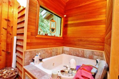 River Front Charmer on Acreage