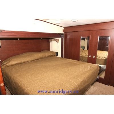 2014 Elkridge 37 ULTA,Fifth  - $54,995.00