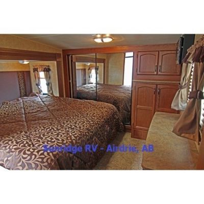 2013 Denali 319RLS, Fifth Wheel - $44,995.00