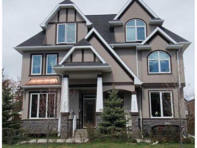 Parkdale Condo for Sale: 1 521 34 ST NW