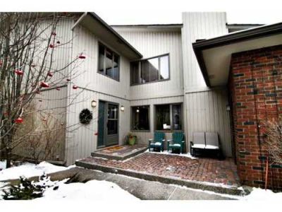 Bayview Condo for Sale: 19 68 Baycrest PL SW Calgary