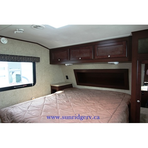 2014 Heartland Elkridge Express E30 - $29,995.00